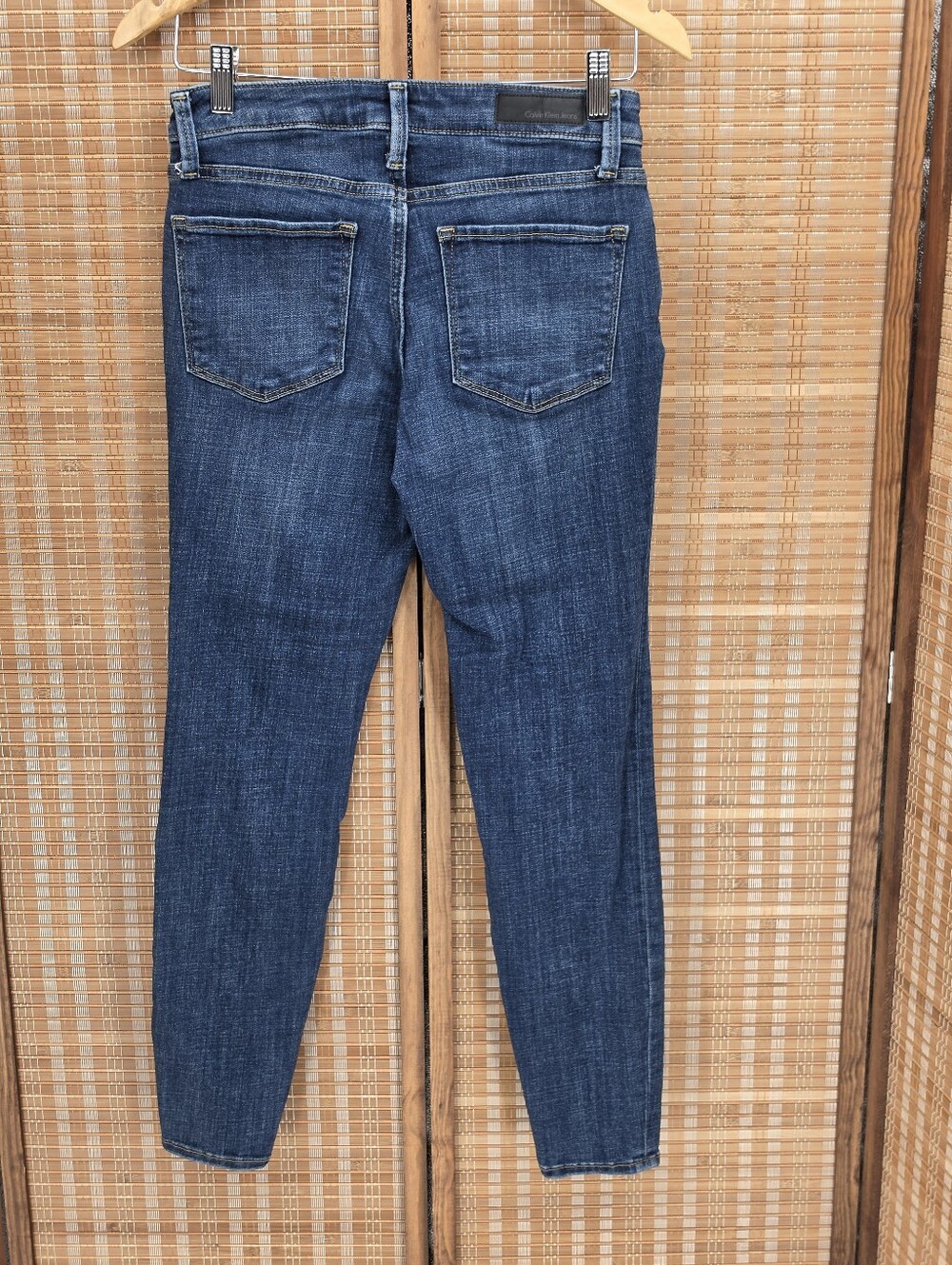Calvin Klein Mid-Rise Skinny Jeans Dark Wash Blue Denim CJ9M4090 Size 4 - Picture 6 of 7